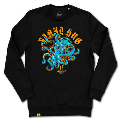 13Stitches Clothing, final hug, octopus, kraken, oktopus, krake, schwarzer Pullover, black Sweatshirt, schwarz, sweater, tattoo design, tattoo clothing, tattoo apparel, tattoo motiv, tätowierung, streetwear, unisex, boys, girls, Damen, Herren, Frauen, Maenner, Fairwear, Bio Baumwolle, vegan, tattoo fashion germany, fashion brand, independent label, Klamotten Marke, alternative fashion