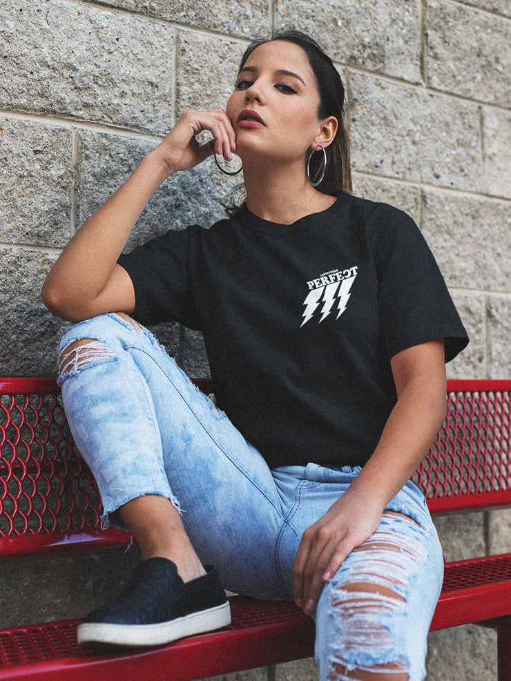 13stitches, perfect, tattooed woman wearing black tshirt with perfect streetwear design, taetowierte frau traegt schwarzes t-shirt mit streetwear motiv perfect